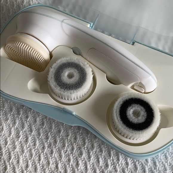 Vanity Planet Spin Brush - Picture 3 of 5